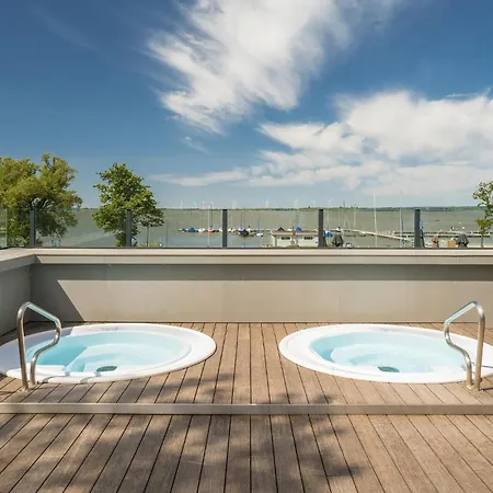 Holiday home Awesome In Lembruch-duemmer With Wifi